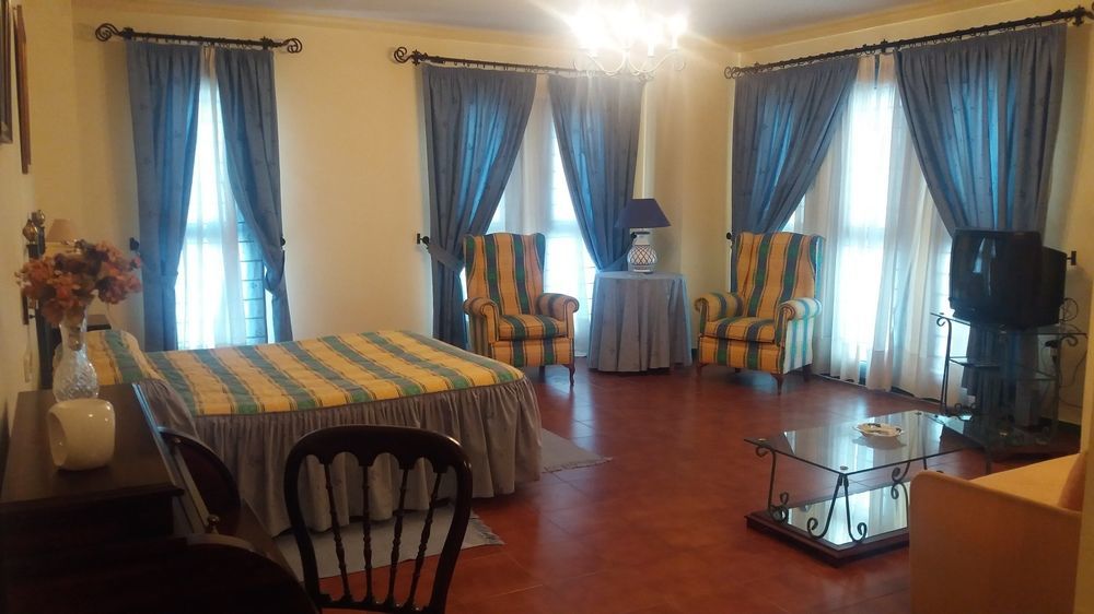 Hotel La Yedra Antequera Ngoại thất bức ảnh